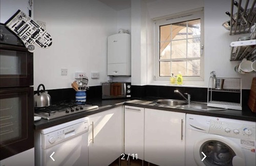 Greenwich West Apartment | Calm, 2 bed apt, Cutty Sark, Riverside views in the heart of Greenwich