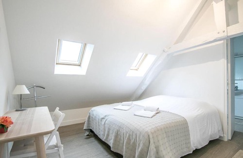 Bayeux Apartment | Calm and comfortable apartment in Bayeux, 9km from the beach