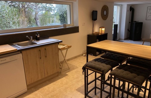 Grignan Apartment | Calm and relaxation with a view of the Château and listed village, L'OLIVIER