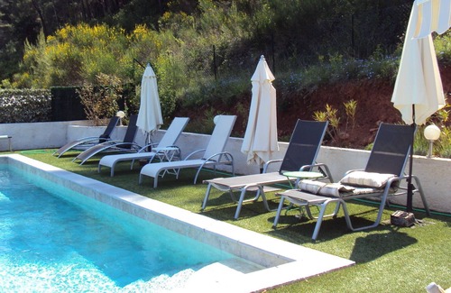 Auriol House | calm and relaxing holiday