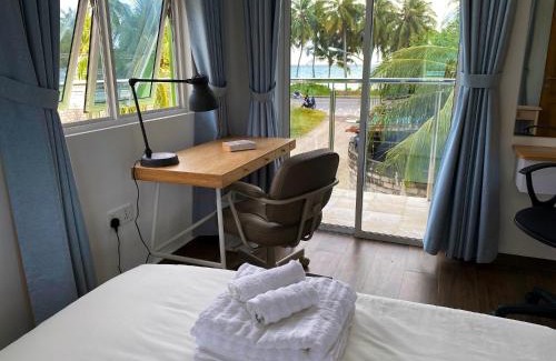 Gan House | Calm Beach Inn
