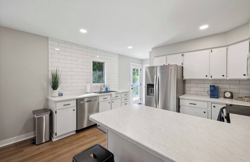 Green Lake House | Calm, Cozy Duplex Excellent For Everlasting Memories With The Family!