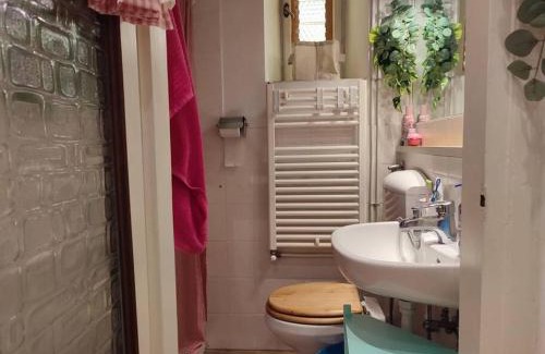 Barriera Vecchia-San Giacomo Apartment | Calm flat with a private terrace