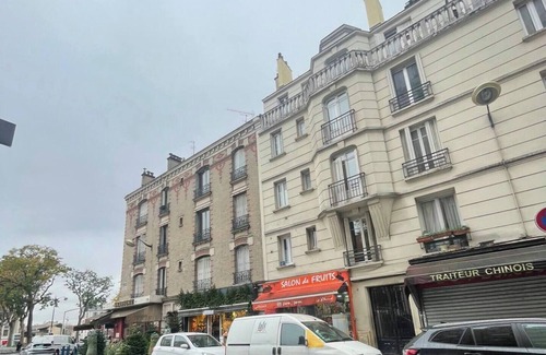 Aubervilliers Apartment | Calm & Fully furnished appartment at footstep of metro :) with Netflix & Amazon!