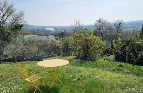 Vaux-sur-Seine House | Calme, Proche de Paris, vue sur la Vallée de la Seine, Aucun vis à Vis, Nature