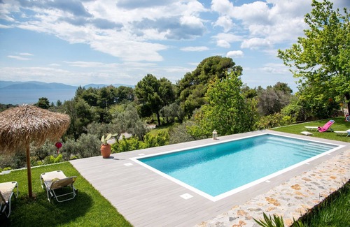 Paradise Beach Villa | Calypso Villa With Jacuzzi Pool & Sea View