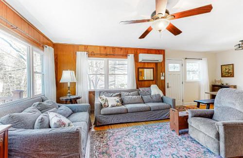 Lake Junaluska House | Camak Guesthouse - Upper Unit