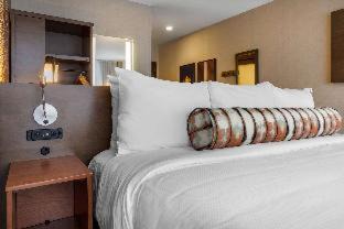 NoDo District Hotel | Cambria Hotel Omaha Downtown