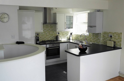 Cambridge House | Cambridge: Modern, spacious house in residential location close to city centre