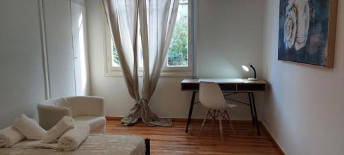 Kypseli Apartment | Camellia Apartment ATHENS CENTER 5BD, 2 BATHS