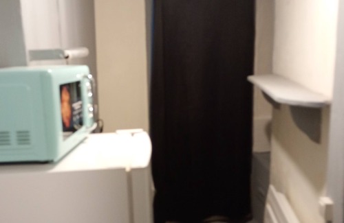 Thiers Apartment | Camellia Center Thiers ~ Clermont-Ferrand ~ Lyonn- Free Parking n- Self-check-in