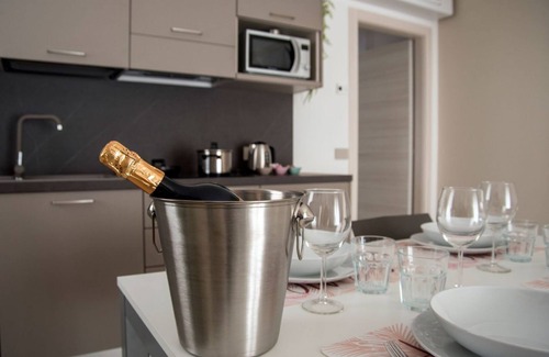 Borgo Roma Apartment | CAMELOT APARTMENT RED7