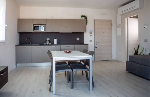 Borgo Roma Apartment | CAMELOT APARTMENT RED7