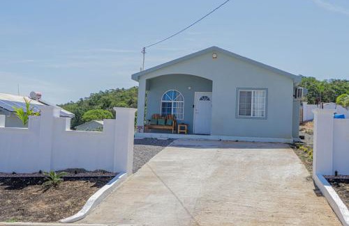 Discovery Bay House | Camelot Paradise