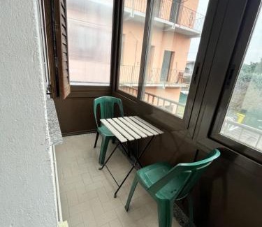 Cislago Apartment | Camera con bagno Mirjana