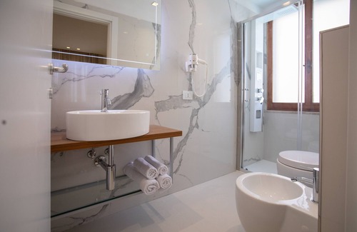 Torre Pedrera House | Camera Tripla Deluxe Top Quality