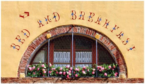 Buti Bed & Breakfast | Camere Zimmer Rooms San Francesco