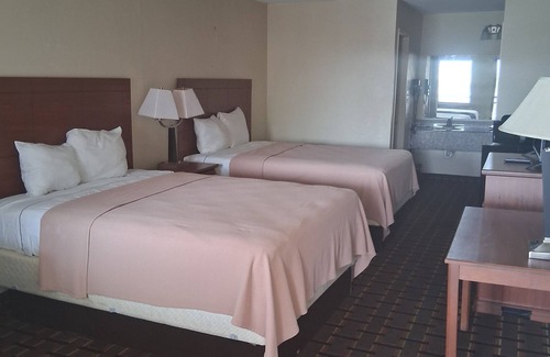 Victoria Hotel | Cameron Inn & suites