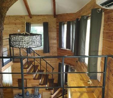 Antipolo House | CAMP TREEHOUSE COTTAGE POOL JACUZZI