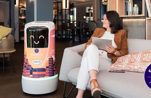 Porte Des Alpes - Mi Plaine - Manissieux Hotel | Campanile Smart Lyon Est - Eurexpo Bron Aviation