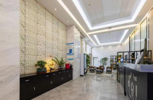 Huishan District Hotel | Campanile Wuxi Huishan Qianqiao Metro Station