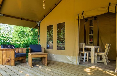 Saint-Julien-de-Concelles House | Camping du Chêne* - SLOW LODGE - 2 bedrooms, without bathroom 5 people