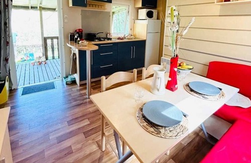Jumilhac-le-Grand House | Camping 3 étoiles - ccaiddf