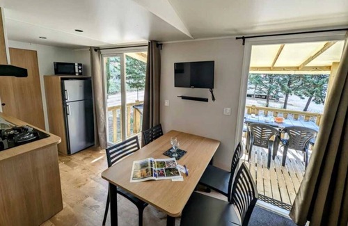 Fabrezan House | Camping 3 étoiles - Piscine - ccb0ffh