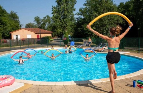 Vieille-Brioude House | Camping 3 étoiles - Piscine - ccafg0f