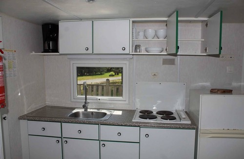 Correze House | Camping 3 étoiles - Piscine - eehihe