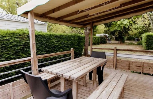 Saint-Laurent-de-Medoc House | Camping 4 étoiles - Parc aquatique - ccb0bdi
