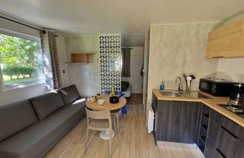 Saint-Geniez-d'Olt House | Camping 4 étoiles - Parc aquatique - efah0b