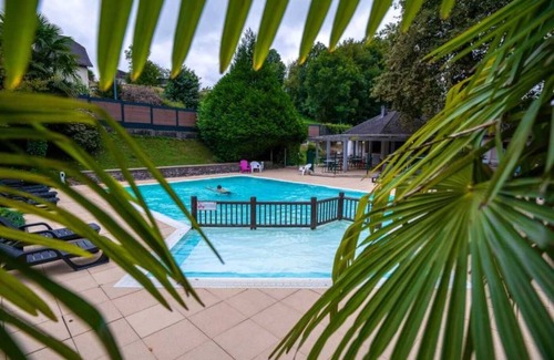 Aramits House | Camping 4 étoiles - Piscine - ccbbdhf