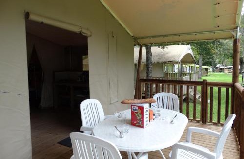 Peyrouse Other | Camping "A l'Ombre des Tilleuls"