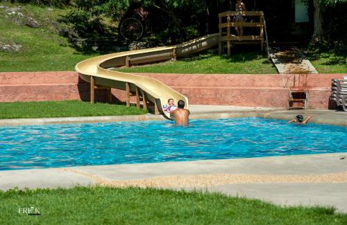 Vall de Cardos Resort | Camping Bungalows La Borda del Pubill