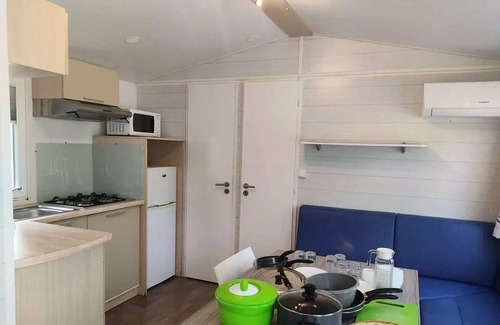 La Cassagne House | Camping de la Grande Prade * - Residence Mobile comfort Acacias with semi-covered terrace 12 m2 equipped with air conditioning 4 people