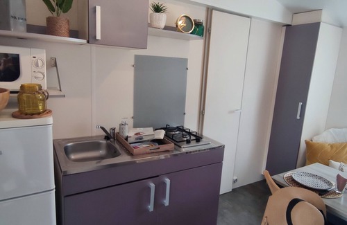 Saint-Pardoux RV Rental | Camping du Lac de Saint-Pardoux