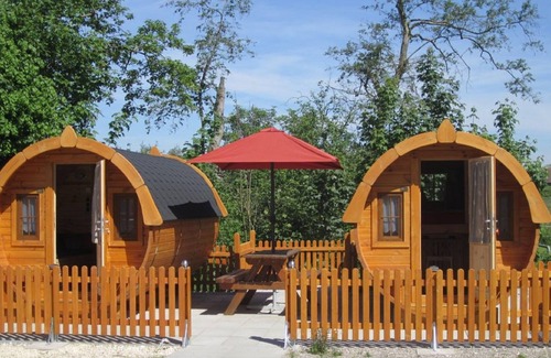 Guenzburg RV Rental | Camping Gutshof Donauried
