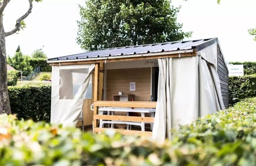 Fleurie House | Camping La Grappe Fleurie - 3-room canvas cottage for 5 people without sanitary facilities