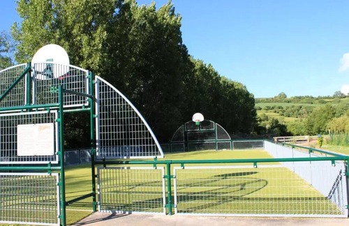 Hautot-sur-Mer Ski Chalet | Camping Le Marqueval* - 2 Room Chalet 2 People