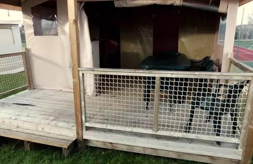 Verteillac House | Camping Le Pontis* - 3-room African tent for 4 people Without sanitary facilities