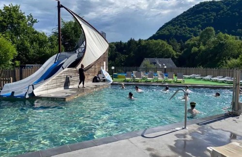 Vic-sur-Cere House | Camping - Piscine - ccbbdae