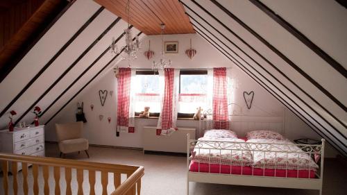 Alzenbach Apartment | Campo Allegre Duplex Ferienwohnung