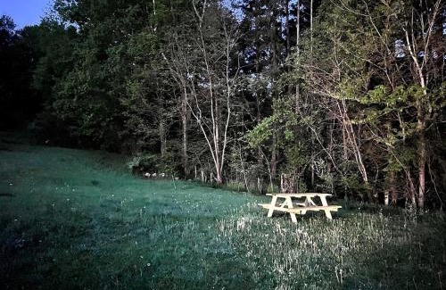 Elkins Apartment | CampRV Lookout Apartment Peaceful Scenic Escape