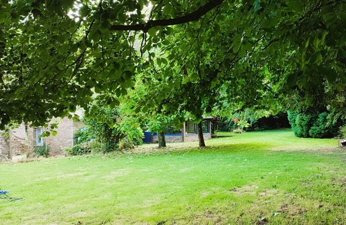 Motreff RV Rental | Campsite 5 min from Carhaix. Vieilles Charrues. shuttle and swimming pool included