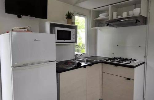 Saint-Laurent-sur-Sevre House | Campsite Le Rouge Gorge* * - MOBILE HOUSE 30m2 (3 bedrooms) ECO 6 persons