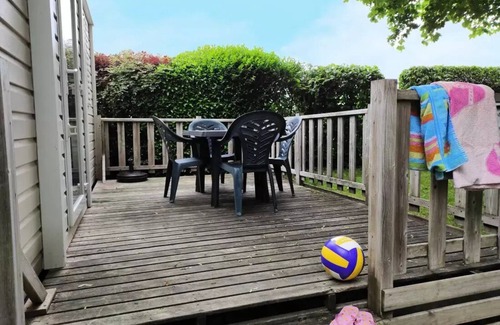 Saint-Laurent-sur-Sevre House | Campsite Le Rouge Gorge* * - MOBILE RENTALHOME 28m2 (2 bedrooms) 4 pers. TV - CONFORT 4 people