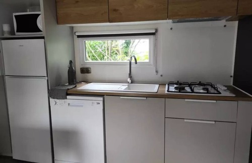 Saint-Laurent-sur-Sevre House | Campsite Le Rouge Gorge* * - Mobilhome 4/6 persons 2 bedrooms 2 bathroom PREMIUM TV CLIMATEIZATION VAISSELLE LAVE 6 persons