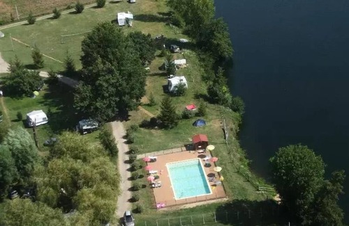 Fumel House | Campsite Les Catalpas * - B11 Lodge Toilet 2ch WC 4 persons
