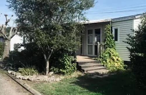 Fumel House | Campsite Les Catalpas * - H3 Mobilhome CLIM 2 ch Large terrace 4 people